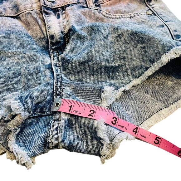 10/$25🦋 Decree Pink Ombré Acid Wash Mid Rise Denim Cutoff Shorts - Size 1 - Picture 7 of 10